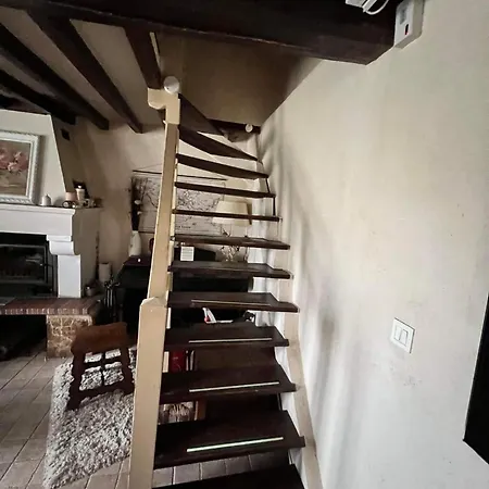 La Chaumiere *
